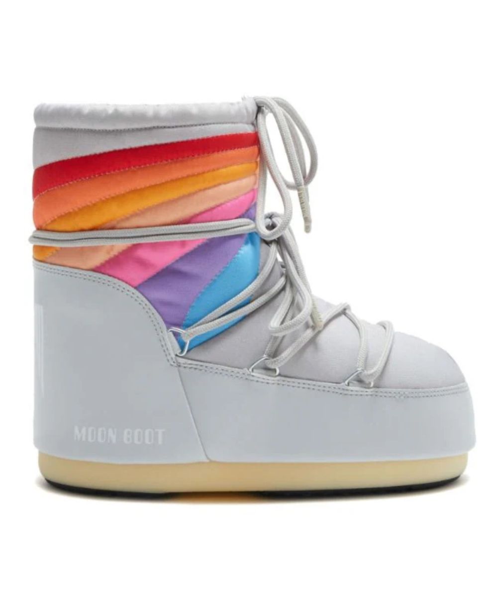 Icon Low Rainbow Boots