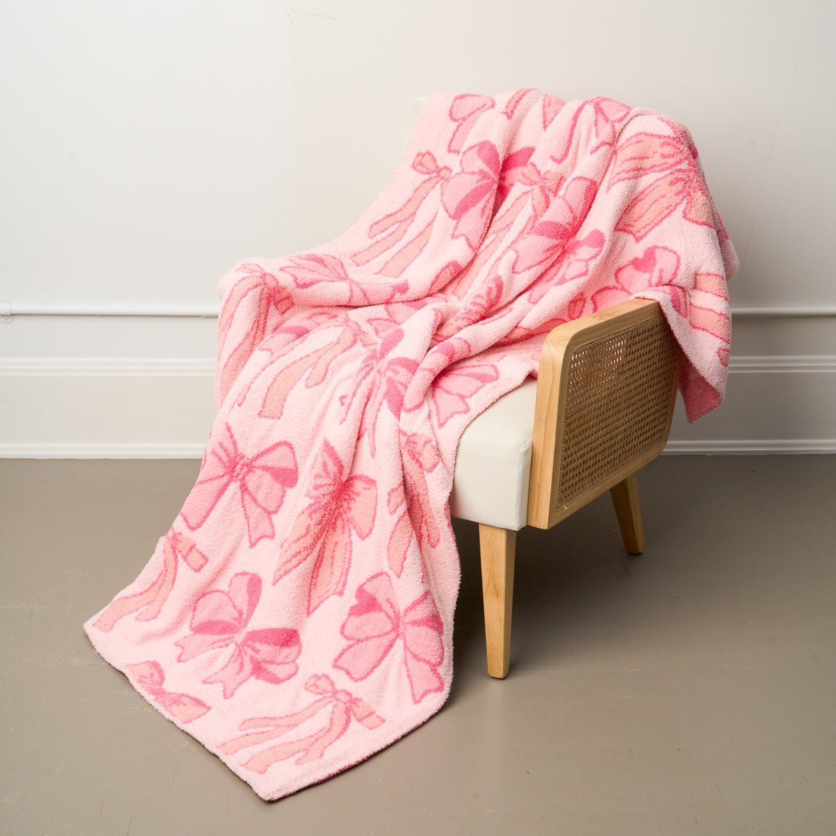 Cozy Dreams Luxe Blanket - CAKEWISH