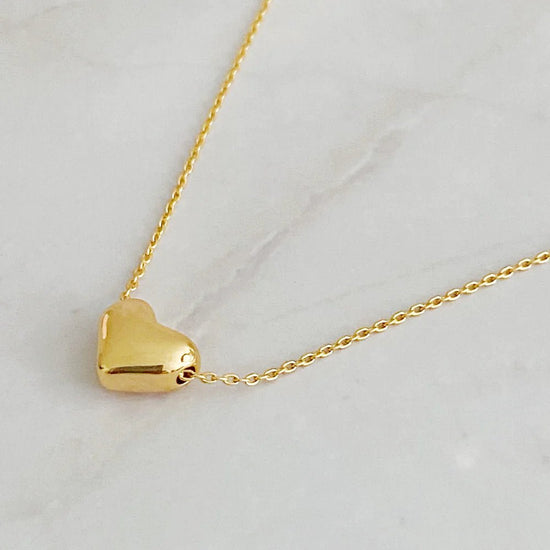 Love Bean Heart Necklace - CAKEWISH