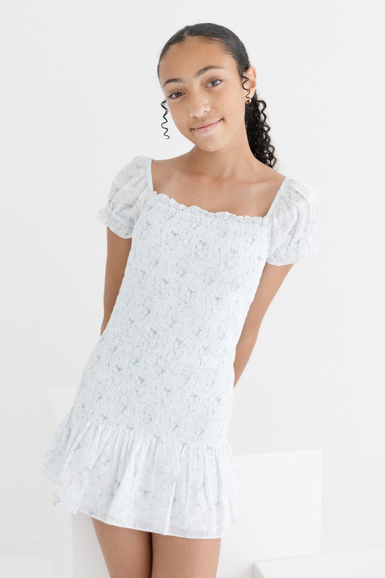 Tween Mosa Smocked Dress - CAKEWISH