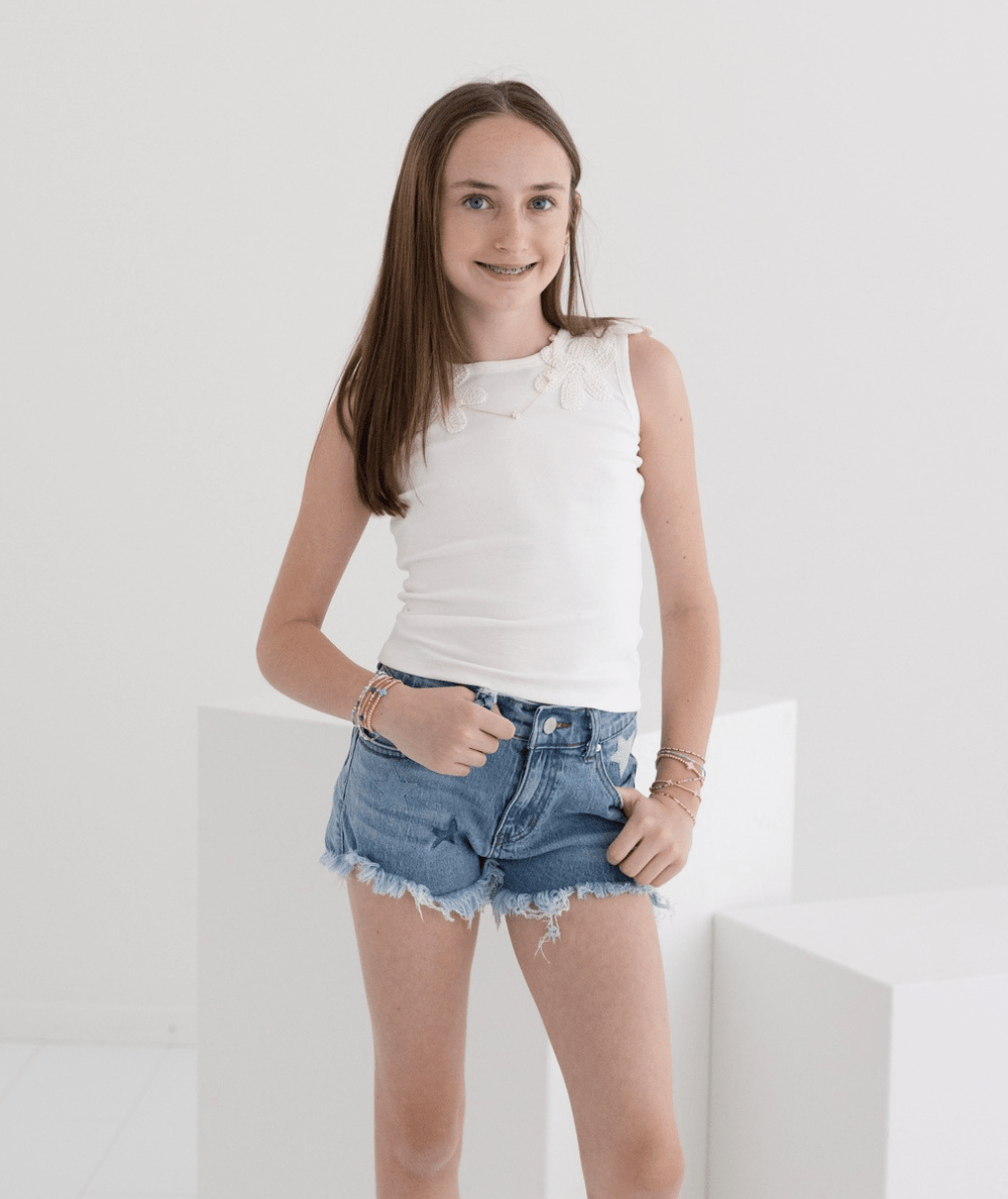 Tween Star Patch Distressed Jean Shorts - CAKEWISH