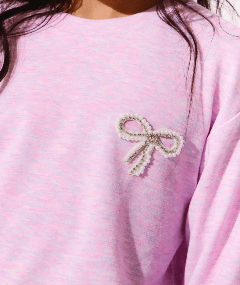 Close up of Lola & the Boys Tween Super Soft Pearl Bow Set - CAKEWISH