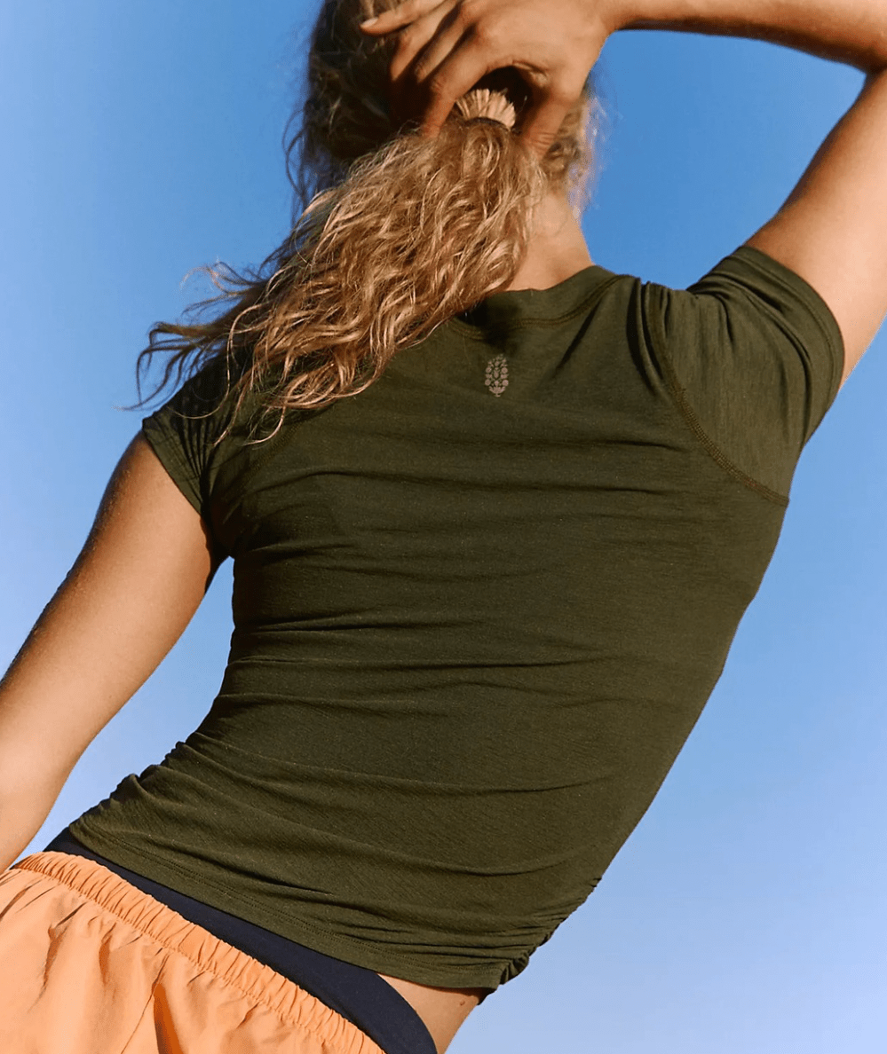 Women’s Tempo Ruched Short Sleeve Tee - CAKEWISH
